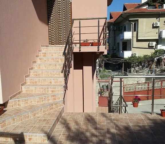 Guest house Emi Balchik